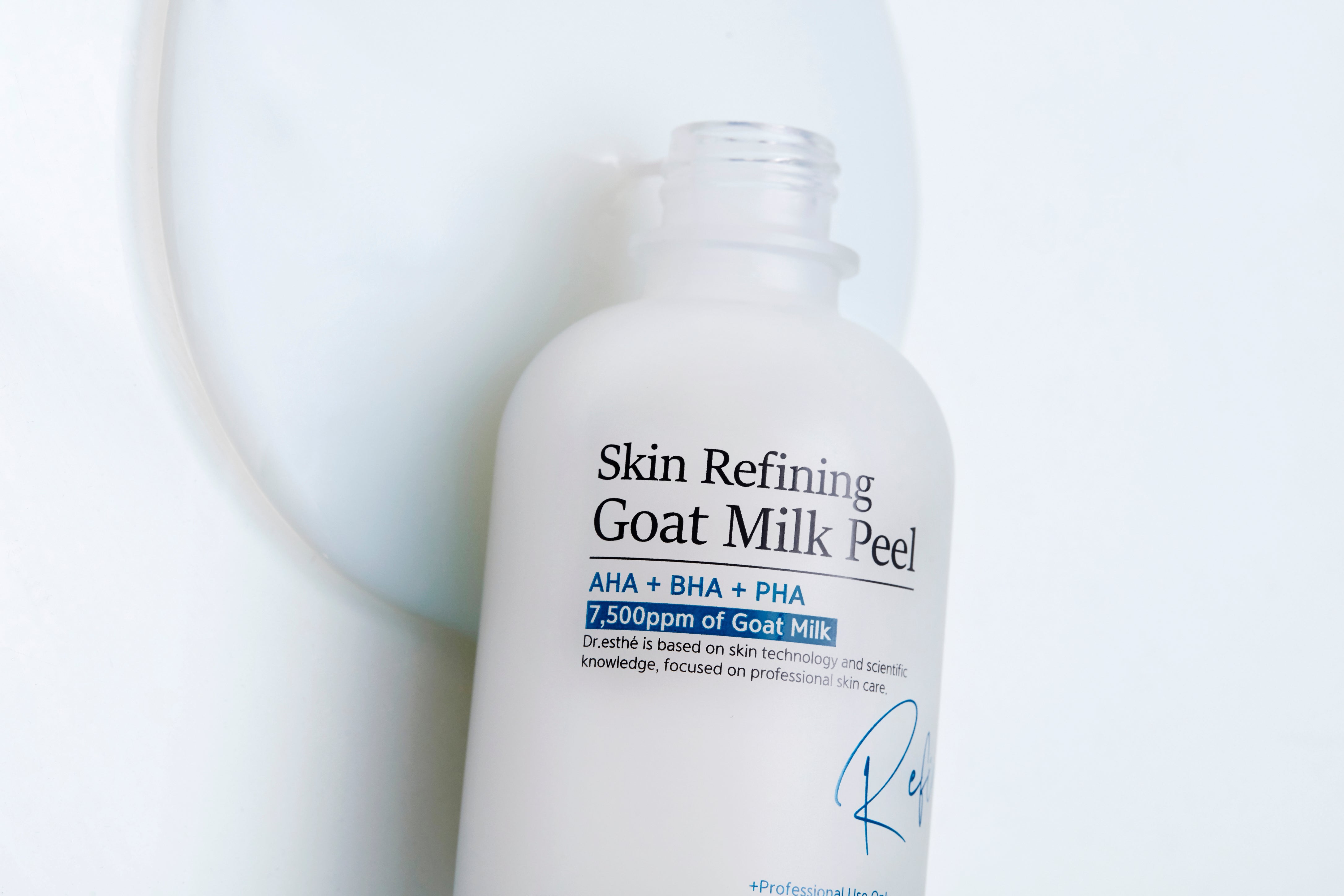 Dr.esthéSkin Refining Goat Milk Peel