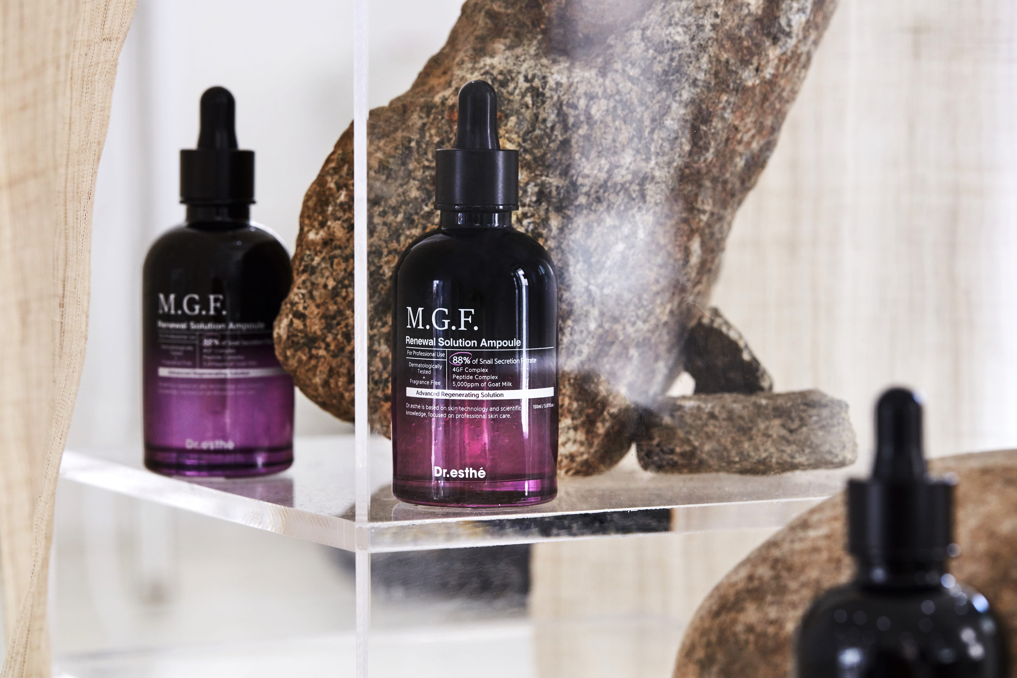 Dr.esthé M.G.F. Renewal Solution Ampoule