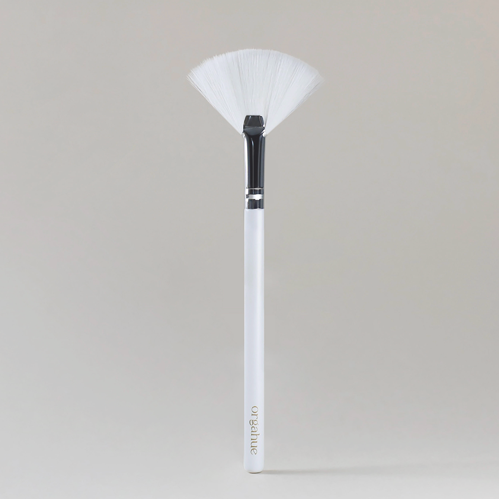 Orgahue Fan Brush
